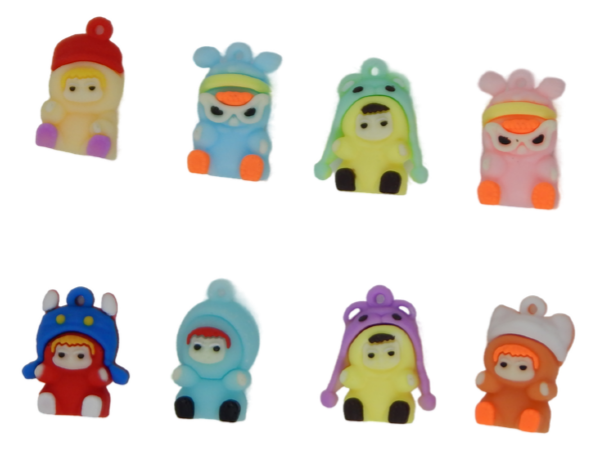 Игрушки в капсулах 34 мм "Вакуку"