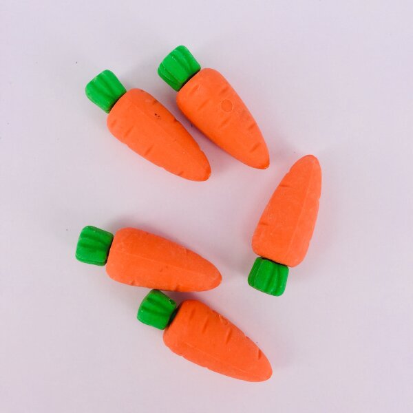 Игрушки для капсул 34 мм "Ластик Морковь"